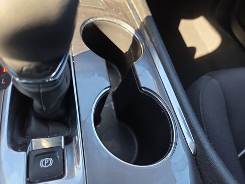 Used 2023 Chevrolet Malibu LT image 20