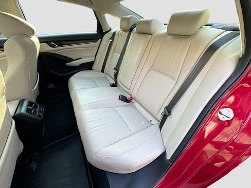Used 2022 Honda Accord Touring image 22