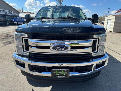 Used 2017 Ford F250 XLT w/ XLT Value Package AWD/4WD image 8