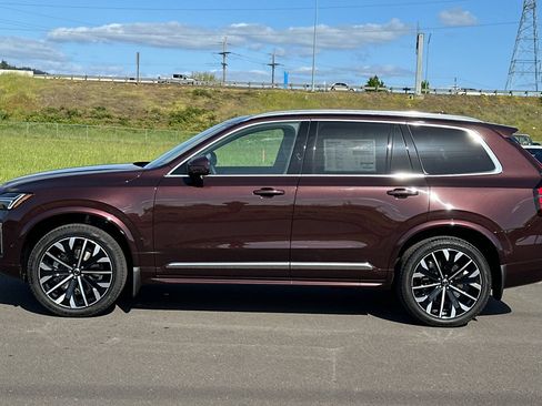 New 2026 Volvo XC90 B6 Plus w/ Protection Package Premier AWD/4WD image 6