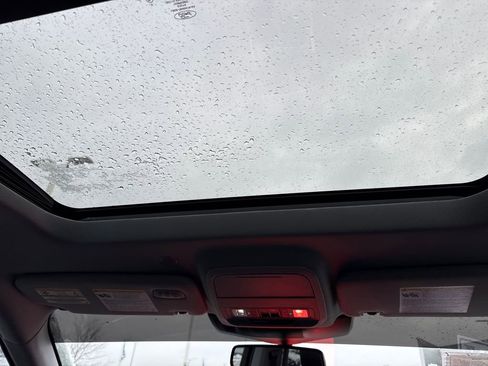 Certified 2021 Ford Explorer Limited image 13