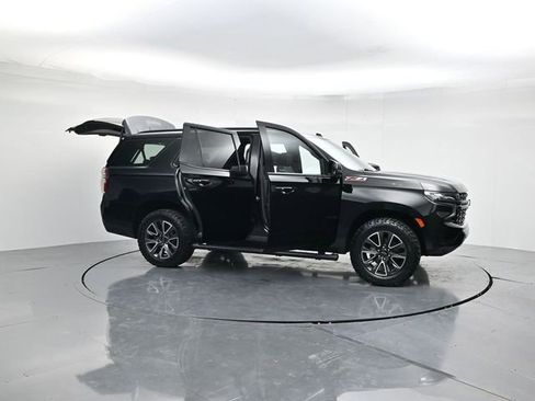 Used 2021 Chevrolet Tahoe Z71 w/ Luxury Package image 48