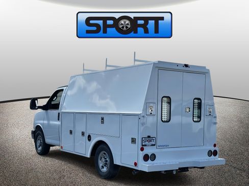 New 2024 Chevrolet Express 3500 w/ Power Convenience Package RWD image 20