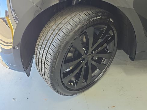 New 2026 Land Rover Range Rover Sport Dynamic SE image 32