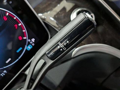 Used 2026 Mercedes-Benz GLC 300 image 14