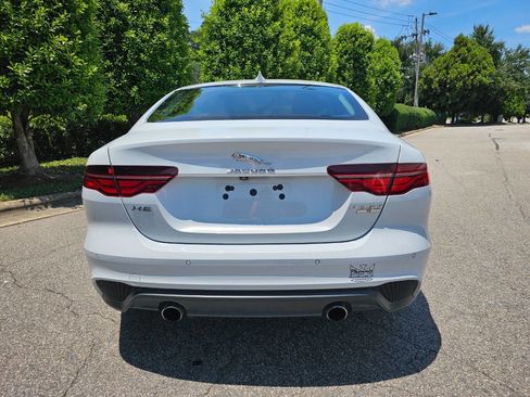 Used 2020 Jaguar XE S image 4