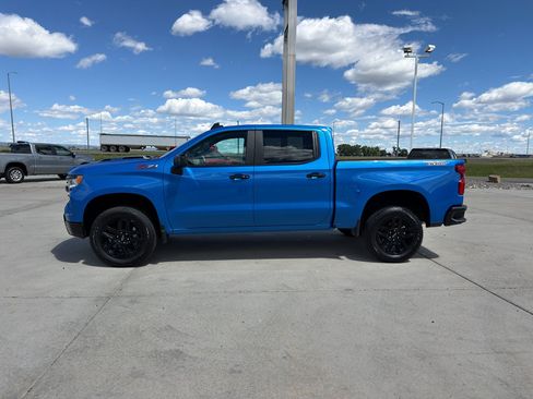 Used 2025 Chevrolet Silverado 1500 LT Trail Boss w/ Protection Package AWD/4WD image 2