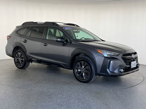 Certified 2025 Subaru Outback Onyx Edition AWD/4WD image 9