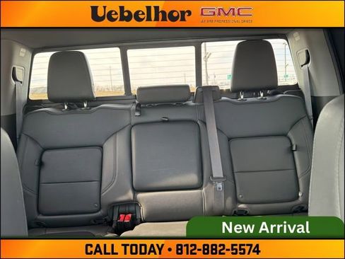 Used 2021 GMC Sierra 1500 SLT w/ SLT Premium Package image 19