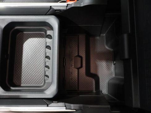 Used 2024 RAM 2500 Laramie w/ Chrome Bumper Package image 32