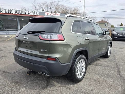 Used 2019 Jeep Cherokee Latitude w/ Popular Appearance Group image 12