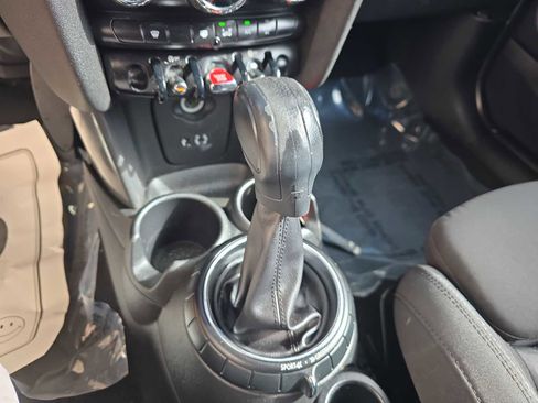 Used 2014 MINI Cooper 2-Door Hardtop image 15