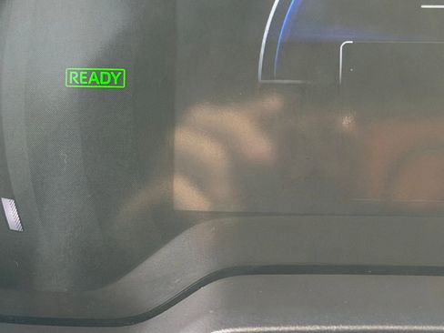 Used 2023 Toyota Corolla Cross AWD Hybrid w/ Convenience Package image 22