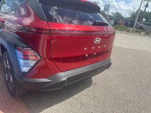 Used 2025 Hyundai Kona SEL image 21
