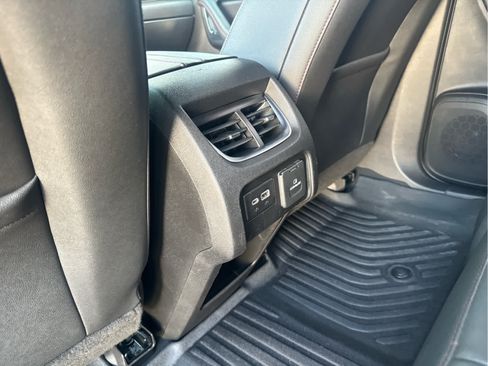 Used 2022 Chevrolet Blazer RS w/ Enhanced Convenience Package AWD/4WD image 37