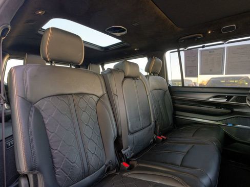 Used 2023 Jeep Grand Wagoneer L Series III w/ Rear Seat Video Group 1 image 21