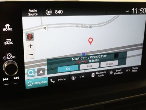 New 2025 Honda Pilot Touring image 15