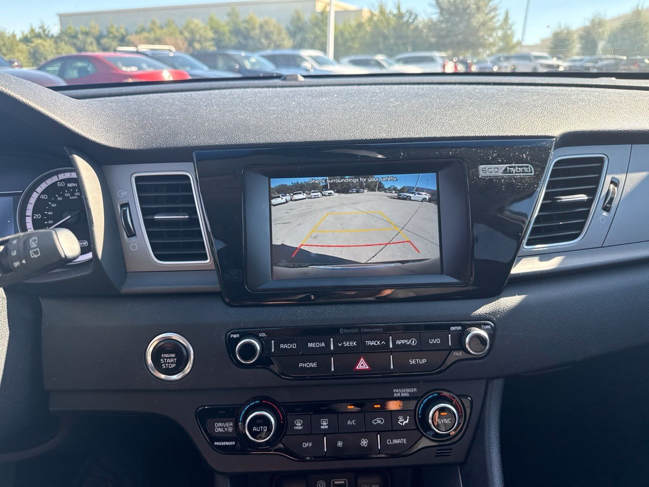 Used 2019 Kia Niro LX FWD image 28