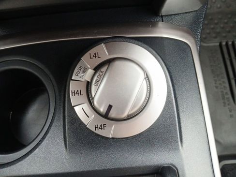 Used 2019 Toyota 4Runner Limited image 10