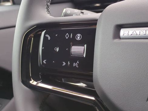 New 2026 Land Rover Range Rover Evoque Dynamic SE image 24