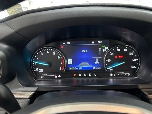 Used 2023 Ford Explorer Limited AWD/4WD image 20