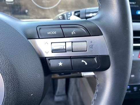 Certified 2024 Hyundai Sonata SEL w/ Convenience Package FWD image 28