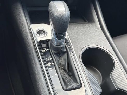 Used 2025 Nissan Altima 2.5 SV AWD/4WD image 25