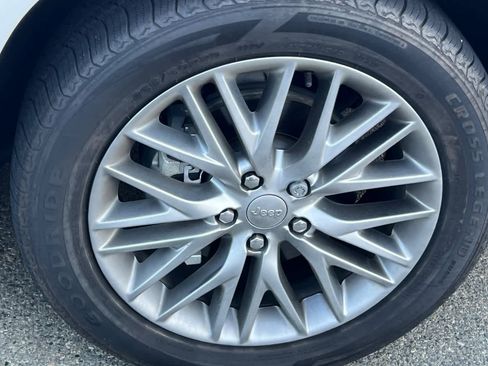 Used 2018 Jeep Grand Cherokee Summit w/ Platinum Series Group image 12