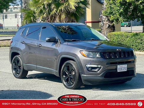 Used 2018 Jeep Compass Latitude w/ Popular Equipment Group FWD image 23
