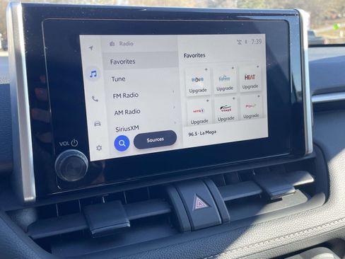 Used 2024 Toyota RAV4 XLE image 2