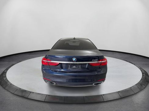 Used 2017 BMW 740i RWD image 6
