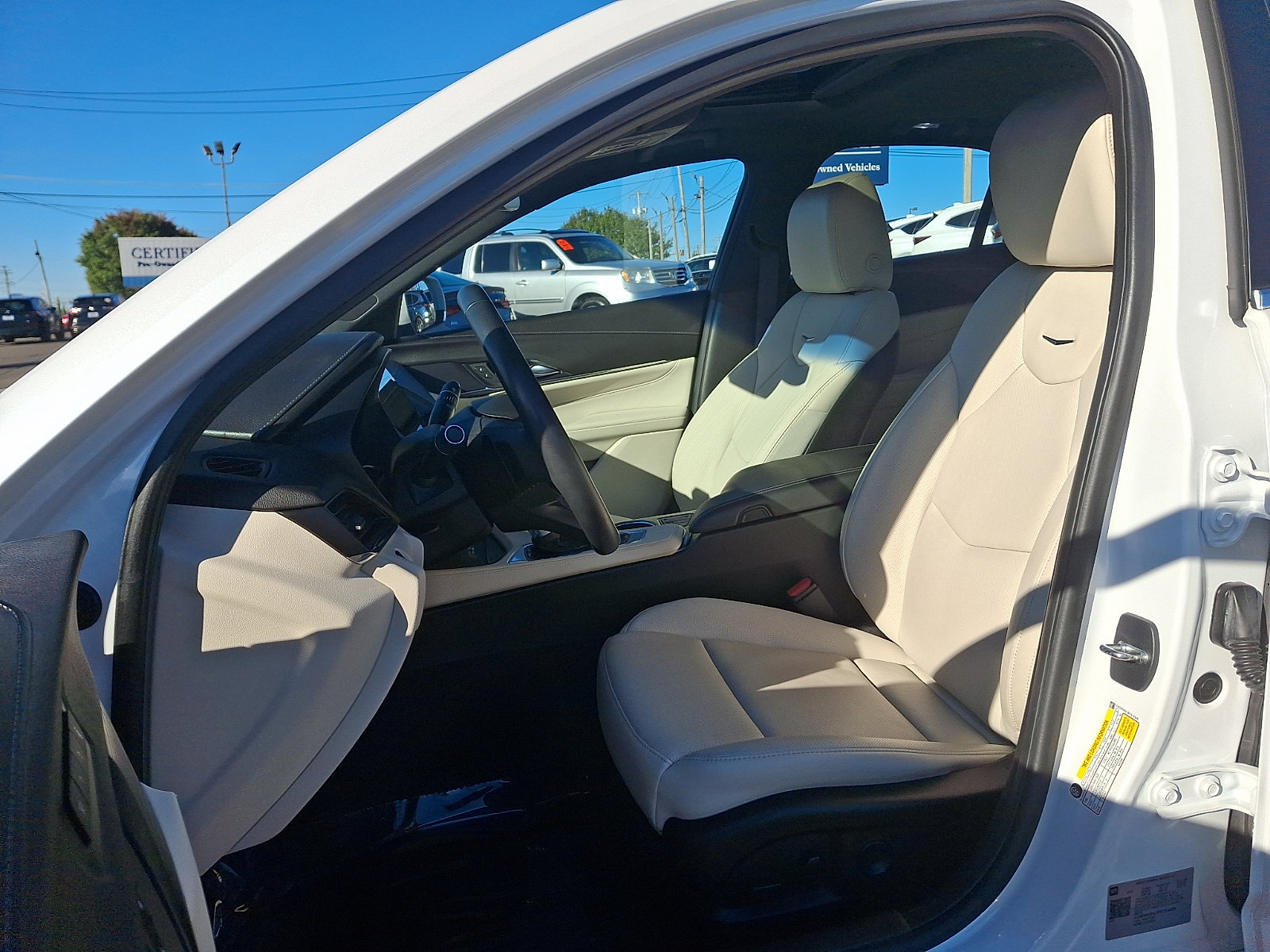 Used 2023 Cadillac CT4 Premium Luxury w/ Climate Package RWD image 13
