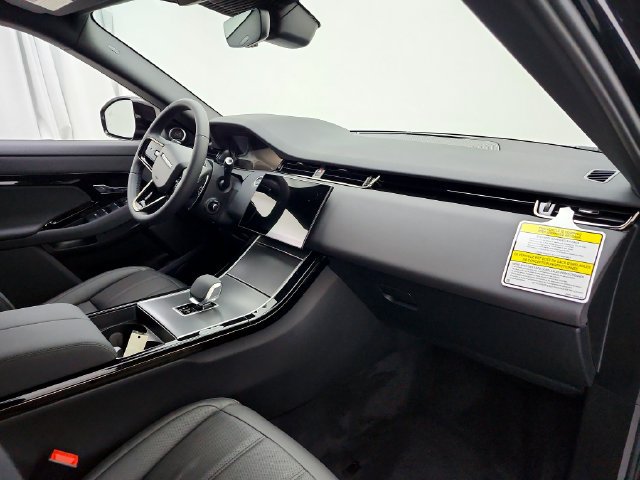 New 2026 Land Rover Range Rover Evoque S AWD/4WD image 17