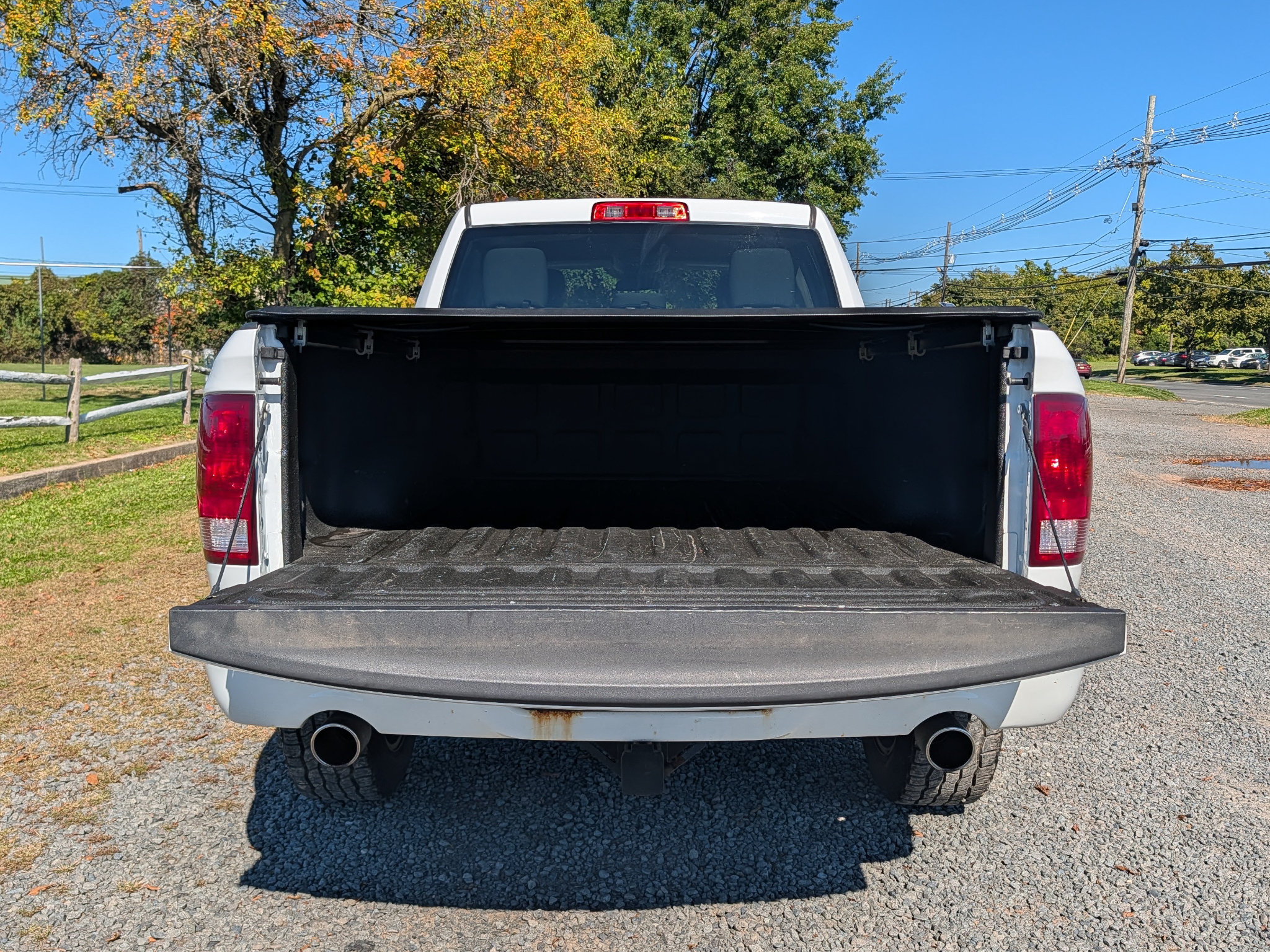 Used 2017 RAM 1500 Express w/ Express Value Package AWD/4WD image 7