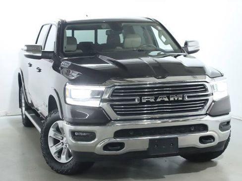 Used 2019 RAM 1500 Laramie image 2