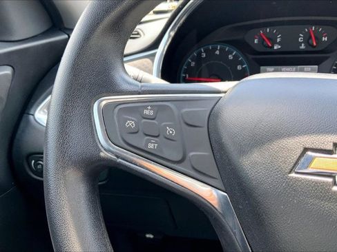 Used 2016 Chevrolet Malibu LT FWD image 17