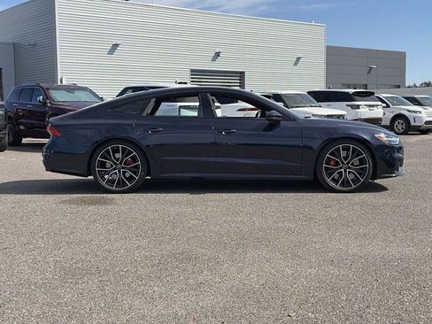 Used 2022 Audi S7 Prestige w/ Prestige Package image 5