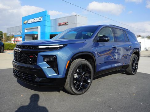 New 2026 Chevrolet Traverse RS image 1
