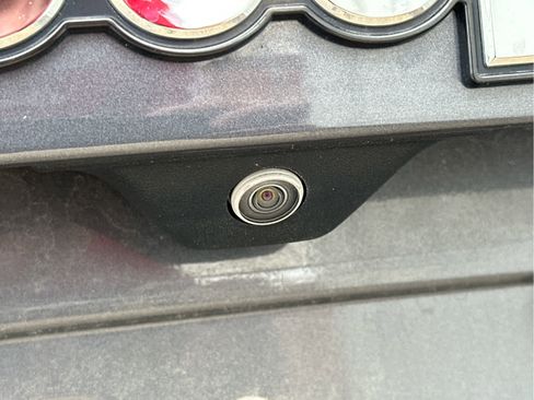 Used 2022 Jeep Renegade Latitude w/ Convenience Group image 18