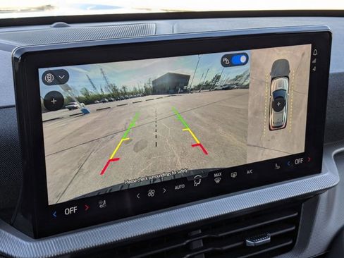 Used 2025 Ford Explorer ST-Line image 13