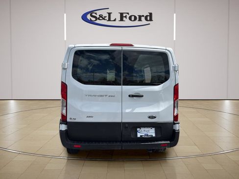 Certified 2024 Ford Transit 250 Low Roof AWD w/ Exterior Upgrade Package image 6