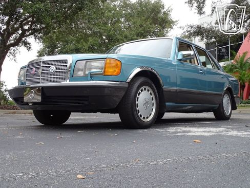 Used 1991 Mercedes-Benz 300 SE image 14