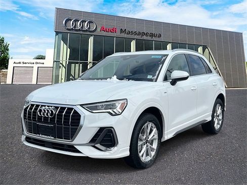 Certified 2025 Audi Q3 2.0T Premium w/ Convenience Package image 1