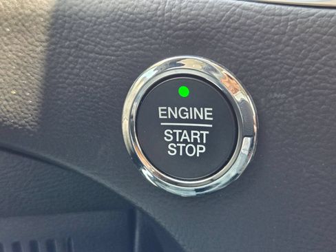 Certified 2024 Ford Edge Titanium AWD/4WD image 17