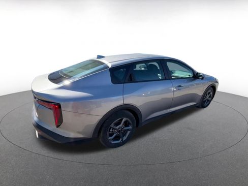 Used 2025 Kia K4 LXS FWD image 15