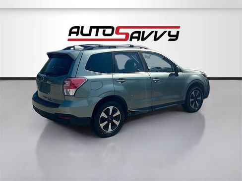 Used 2018 Subaru Forester 2.5i Limited image 7