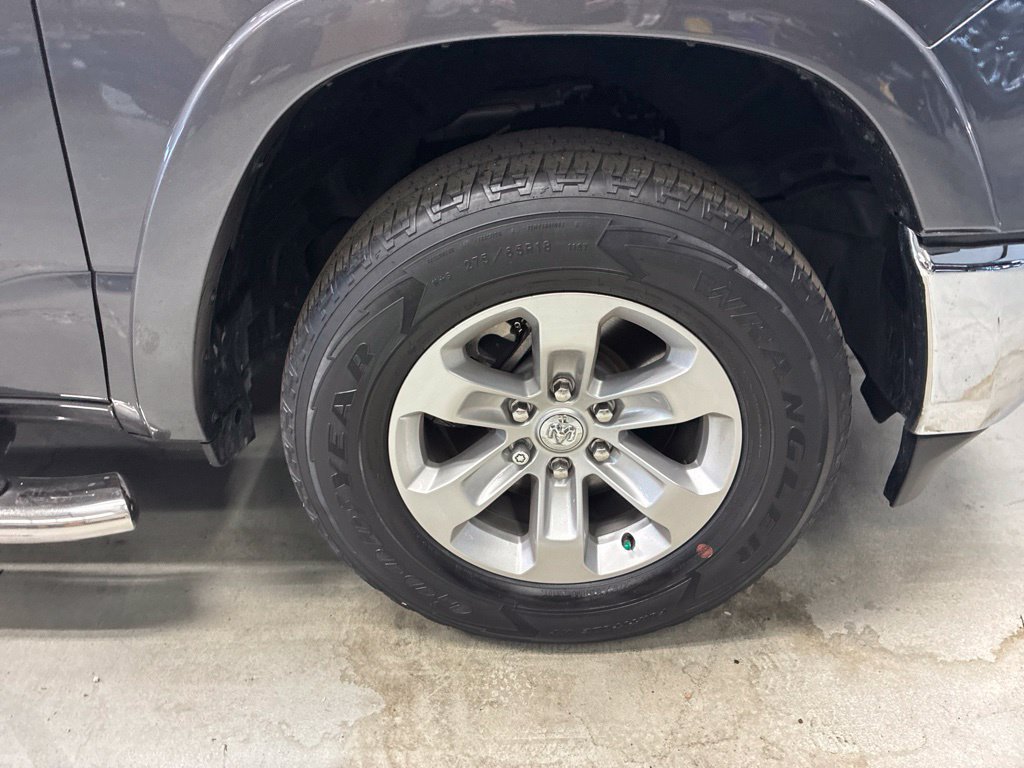 Used 2021 RAM 1500 Laramie AWD/4WD image 4