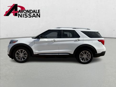 Used 2022 Ford Explorer Limited w/ Equipment Group 301A image 3