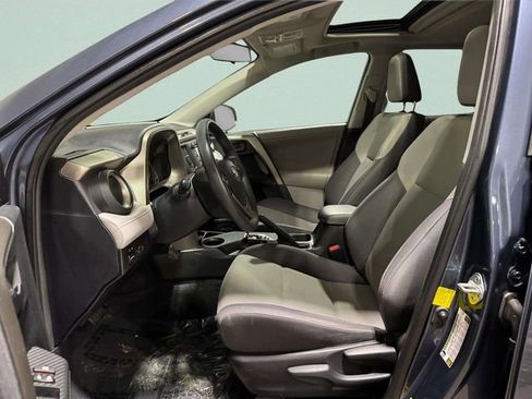 Used 2013 Toyota RAV4 XLE FWD image 25