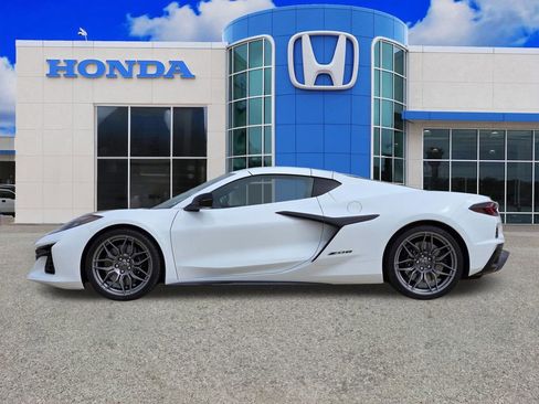 Used 2024 Chevrolet Corvette Z06 w/ Battery Protection Package RWD image 6